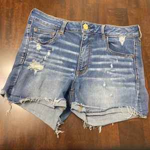 AEO Distressed High-Rise Shortie